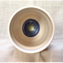 MUG / GOBELET blanc cassé et pétrole, motif géométrique - M14