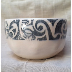 Petit bol à bosses, blanc motif celtique - B2